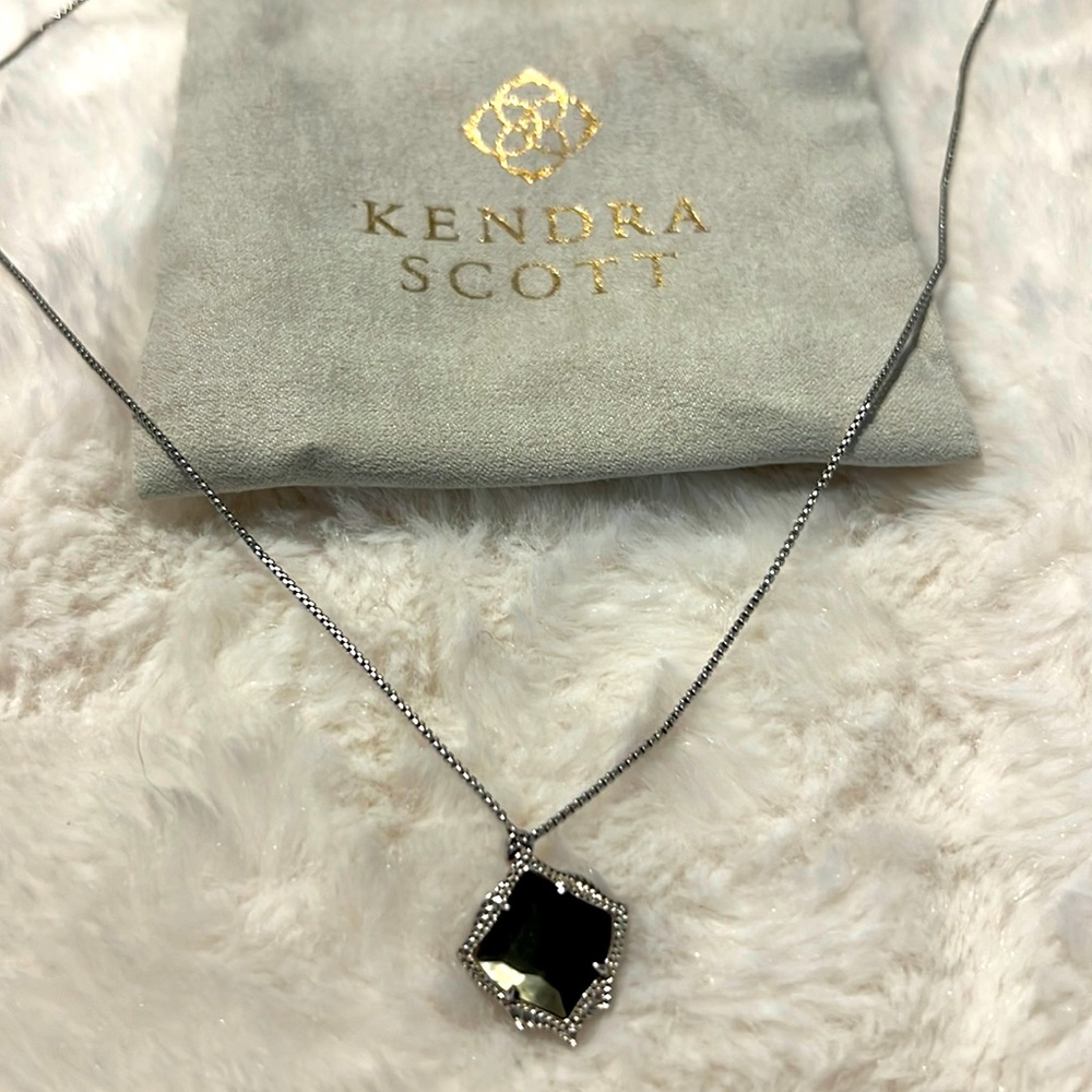Kendra Scott Silver Single Slide Pendant Necklace in Gray Smoke